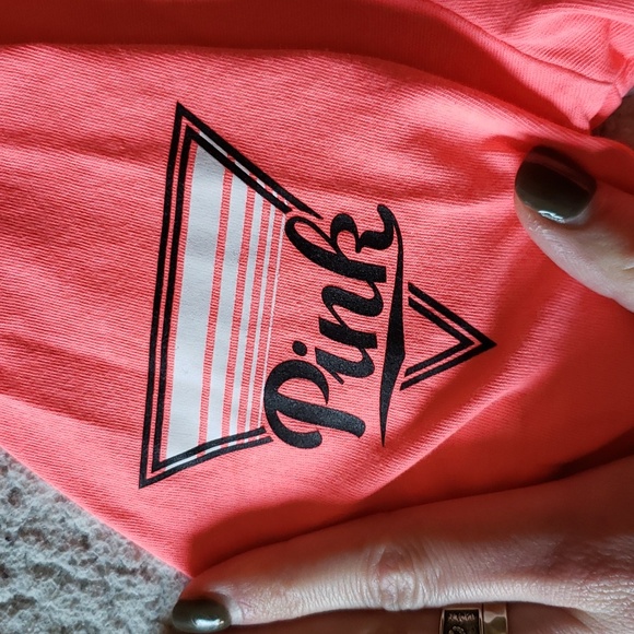 NWOT VS PINK Logo Collectable Cotton Long Sleeve Scooped Open Back Crew Shirt - Picture 4 of 8